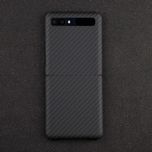 Карбоновый чехол Samsung Galaxy Flip и многие другие