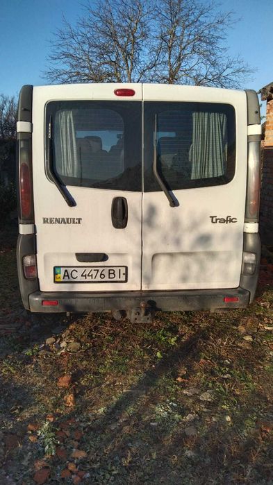 Продам не срочно Рено трафік 1,9