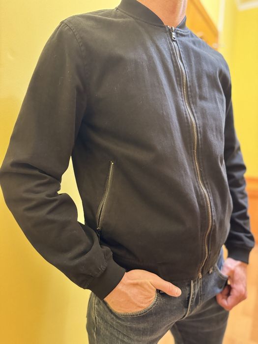 Бомбер Topman в черном цвете