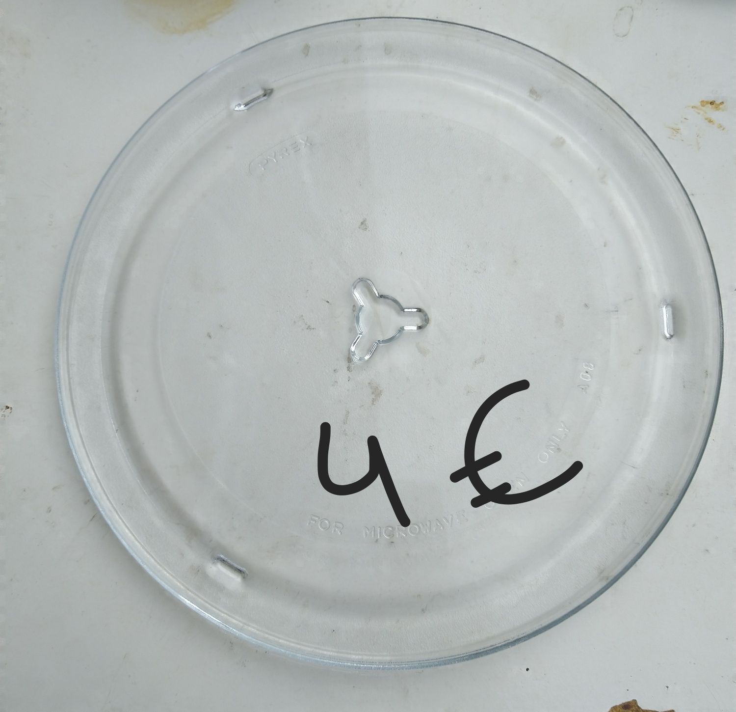 Vários pratos para microondas