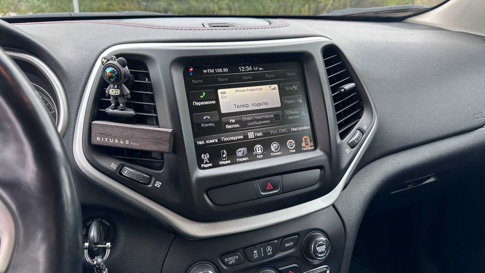 Продам Jeep Cherokee 2017