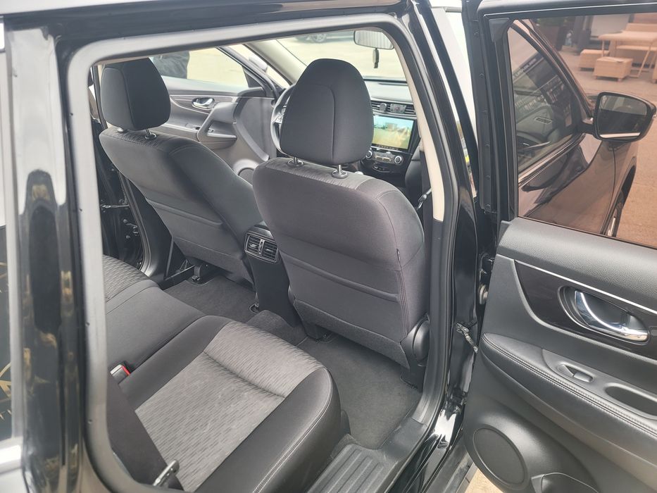 Продажа власного  Nissan X- Trail кінець 19 року. 
https