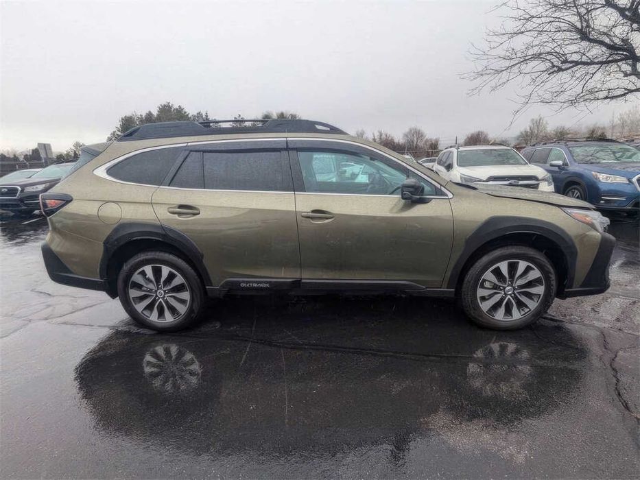 Subaru Outback Limited      2024