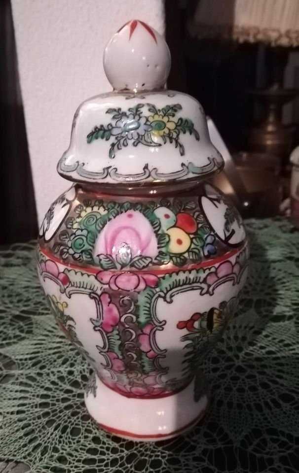 Vários Potes antigos em porcelana - Ler descrição no anúncio