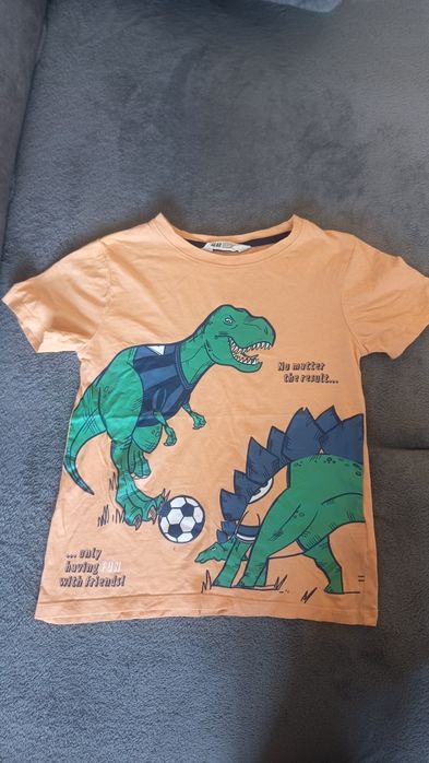 Koszulka t-shirt dla chłopca 122/128