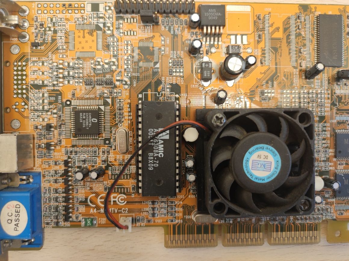 Karta graficzna GeForce ANV11C24P-32MB na złączu AGP