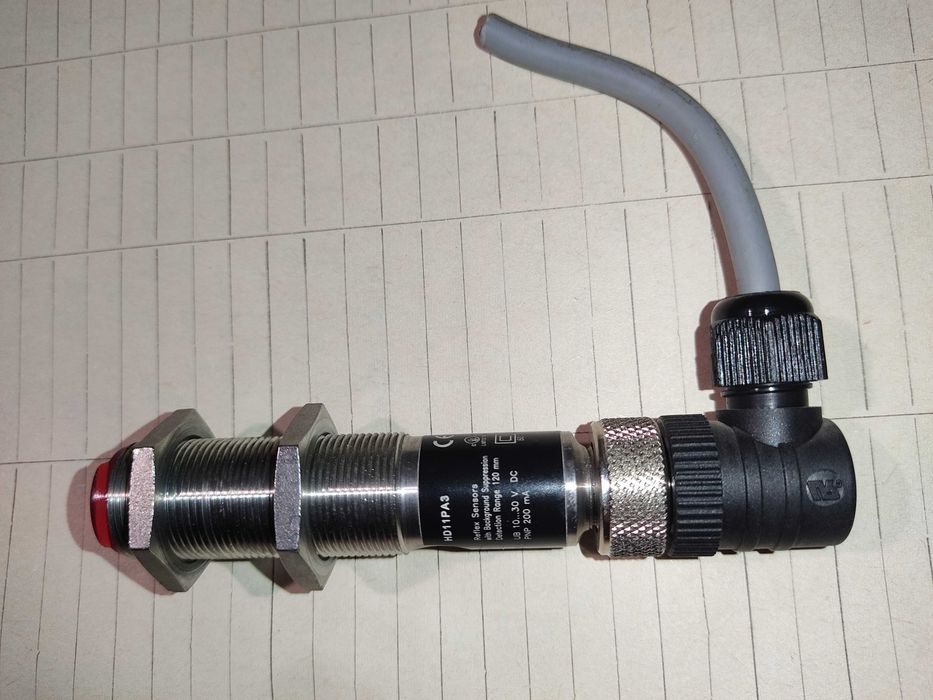 Датчик оптичний рефлекторний Wenglor М18