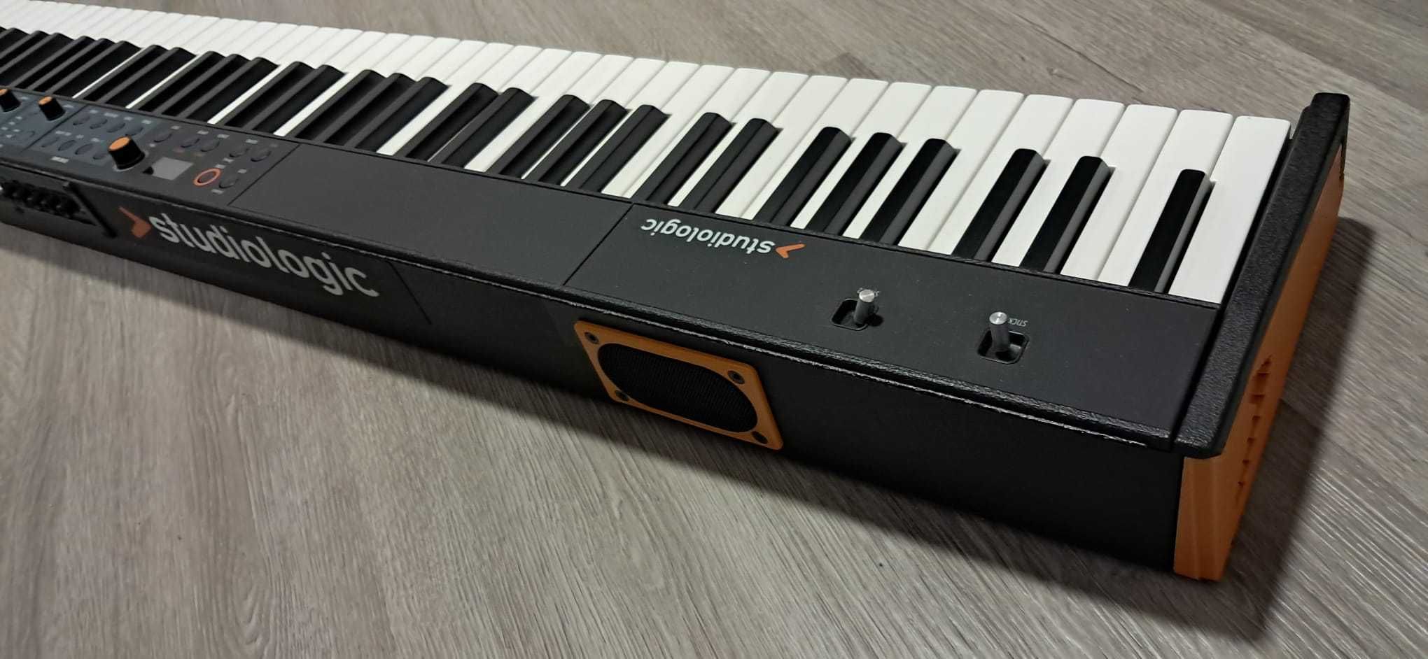 Teclado Studiologic NumaCompact2 88 c/ saco transporte