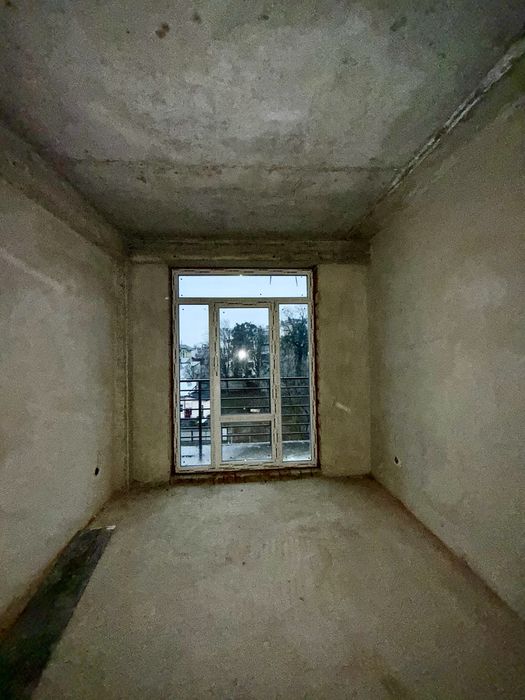 Терміново продається 1-км новобудова в центрі