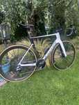 Spredam rower szosowy Factor Ostro Vam NEsW Perl White Chrome