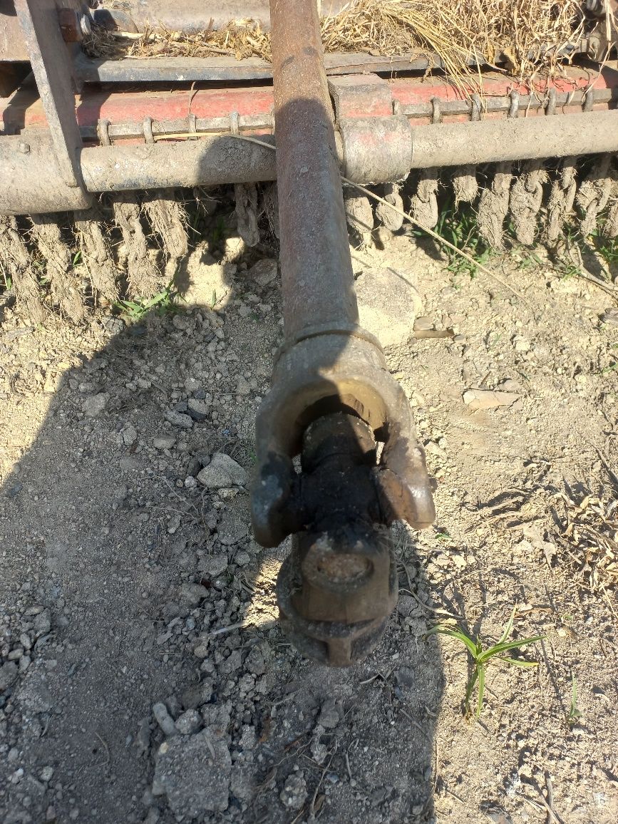 Vendo capinadeira agriduarte com 1.60m de largura