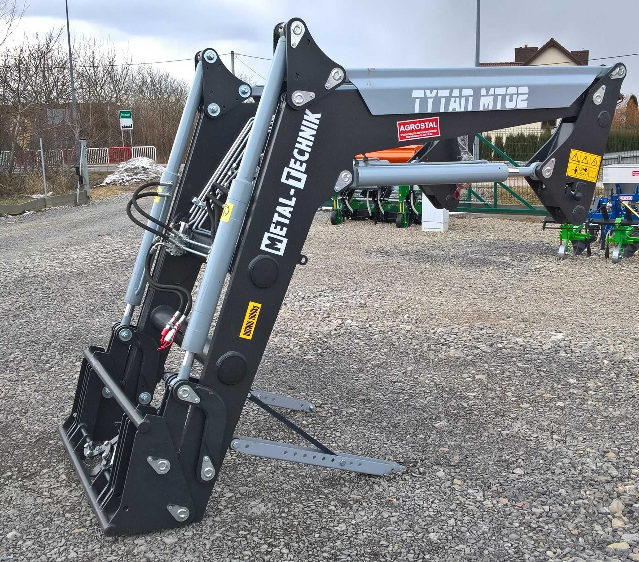 Ładowacz czołowy Metal-Technik MT-02 1600 MF 3075