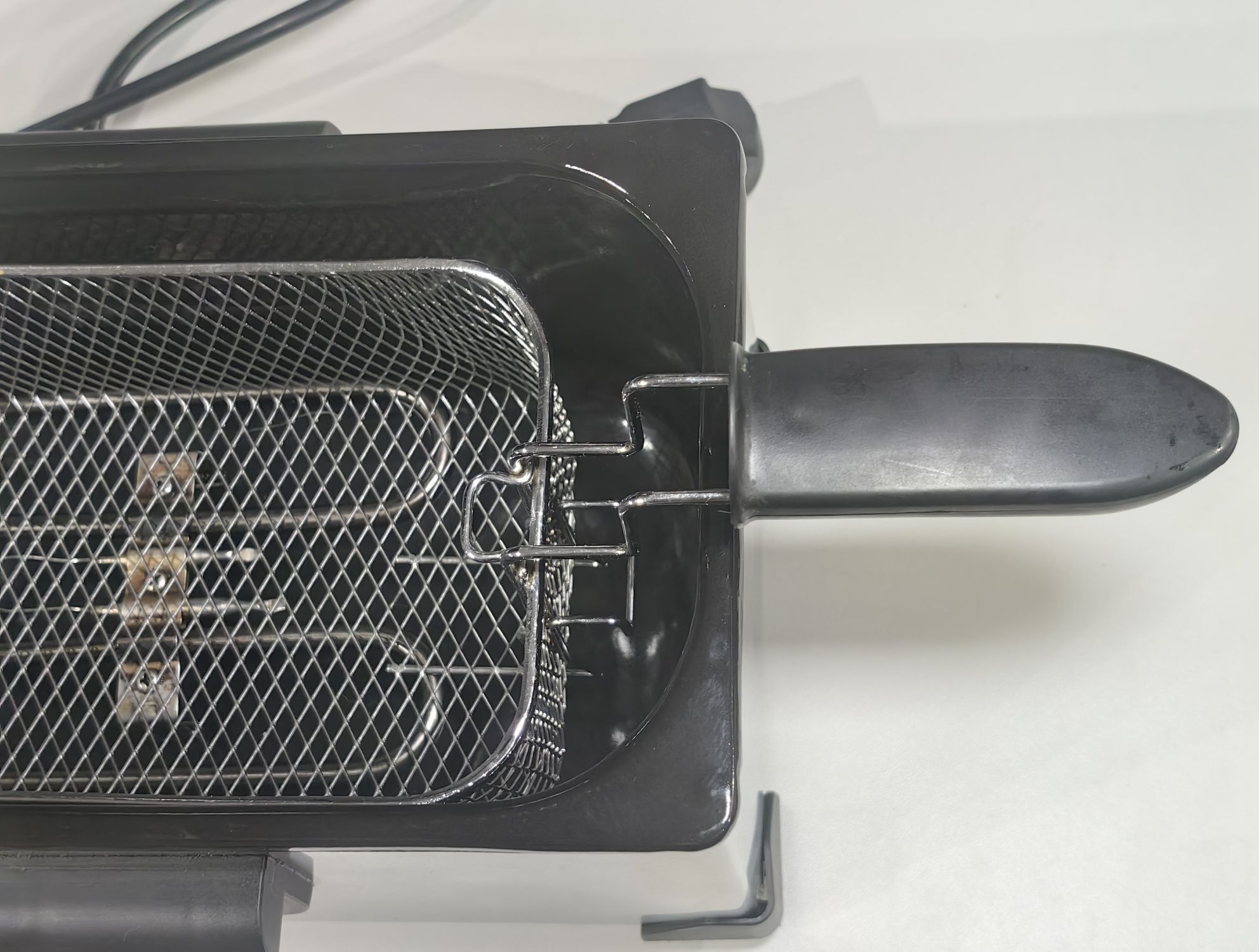 Frytkownica tradycyjna Aigostar 2200 W 3l pudełko jak nowa DPD