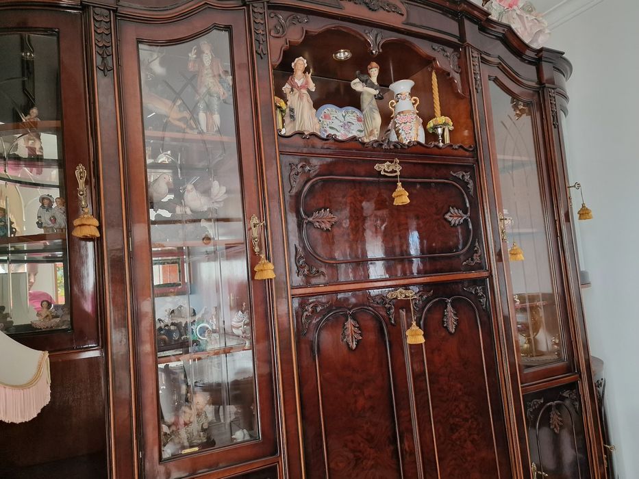 Cristaleira como nova