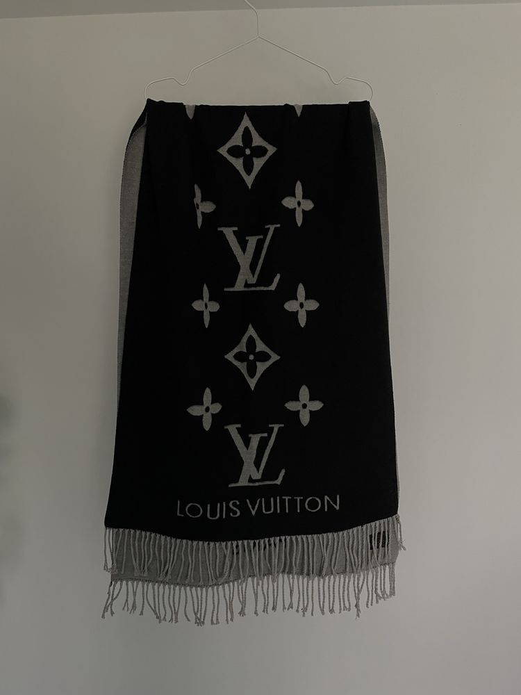 Szaro-czarny szal kaszmirowy Louis Vuitton reykjavik