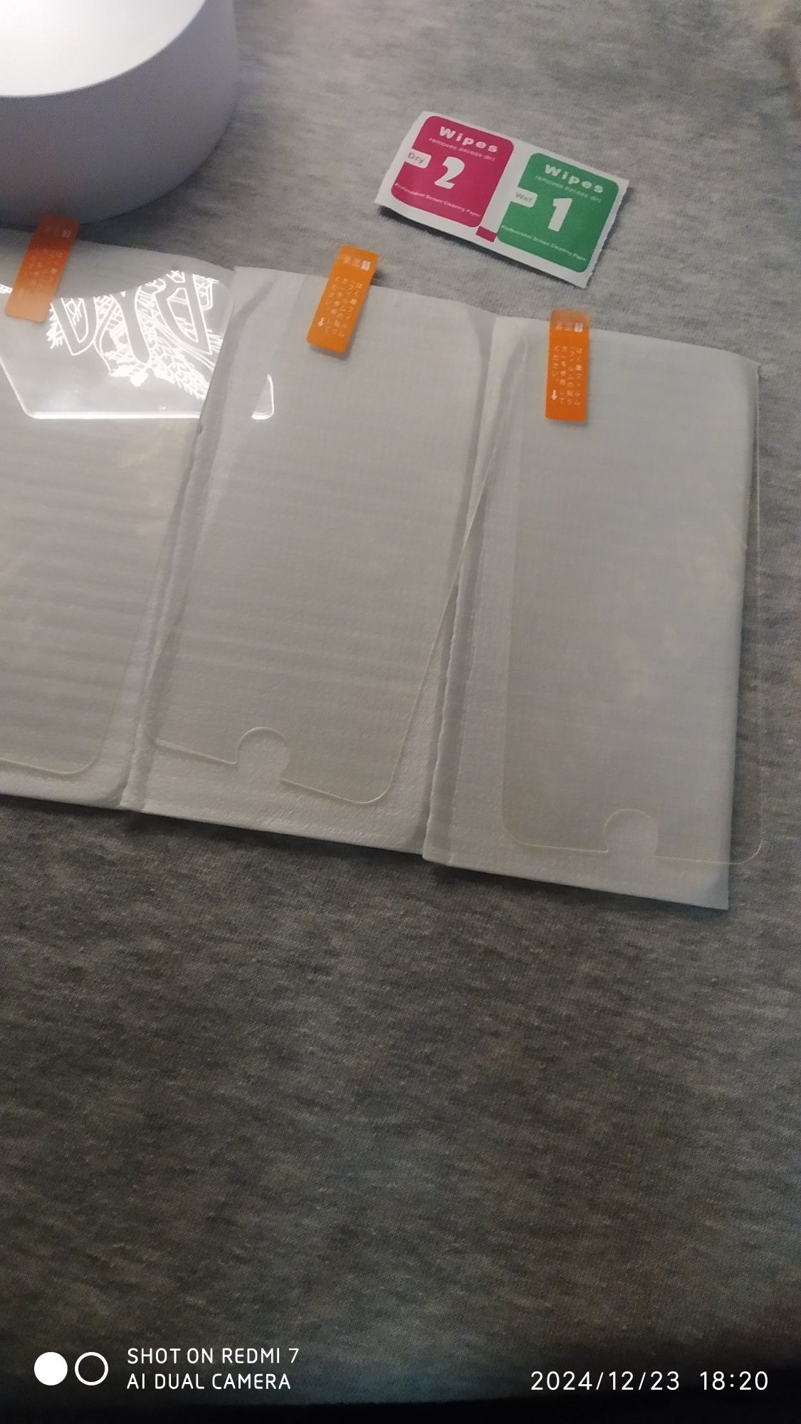 Продам захисне скло 3 шт. 150 грн