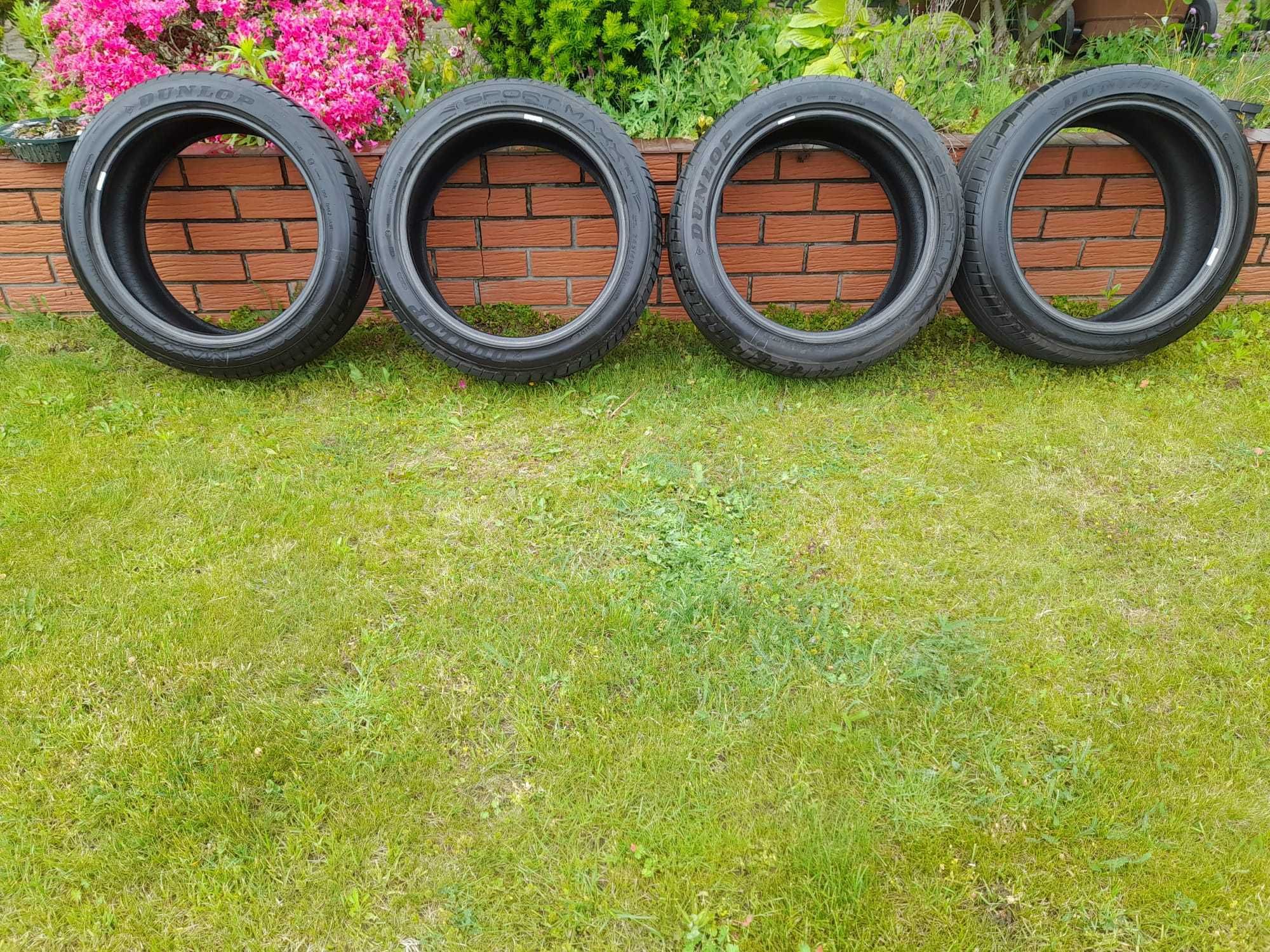 245/45ZR19 opony letnie dunlop