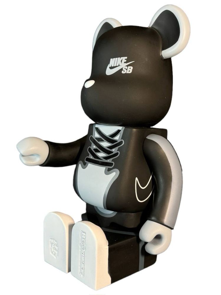 Bearbrick NIKE SB BLACK 28cm (бірбрік) колекційна іграшка