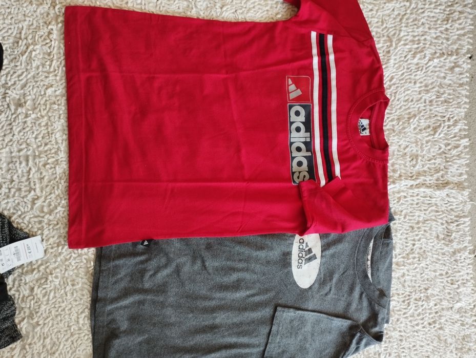 T shirt adidas tamanho M