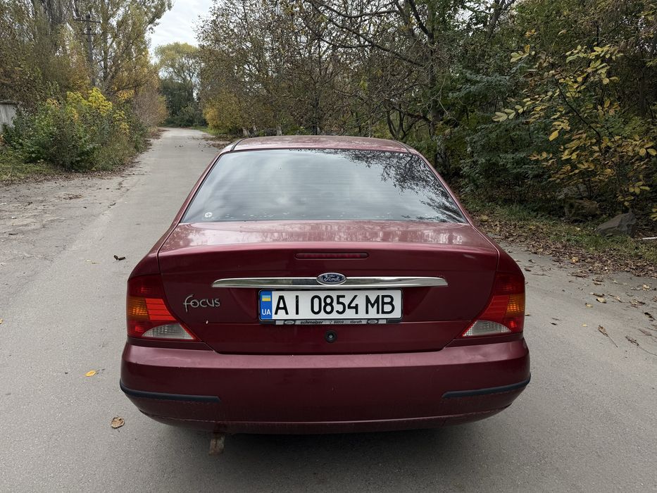 Ford Focus 1.8 бензин