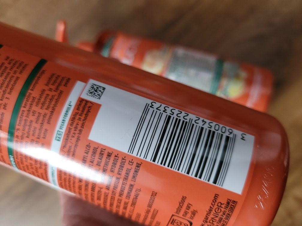 Zestaw Garnier Fructis Goodbye Damage Keratin 10w1 krem do włosów