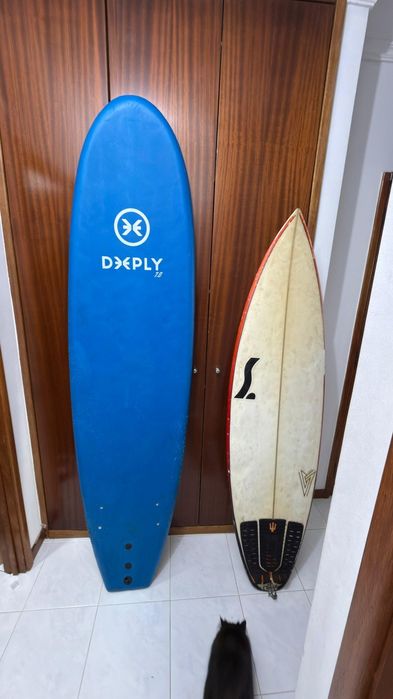 Pranchas de surf usadas para despachar