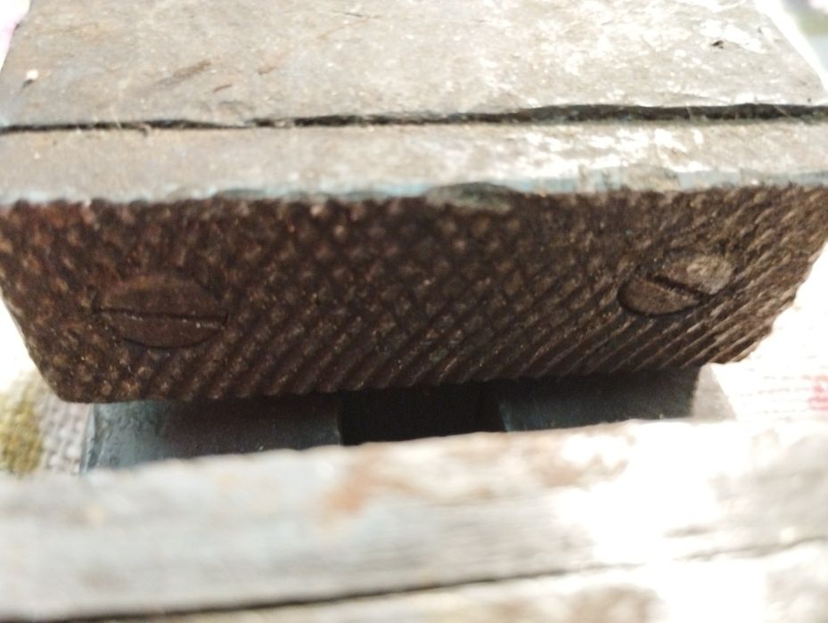 Тиски станочные б/у