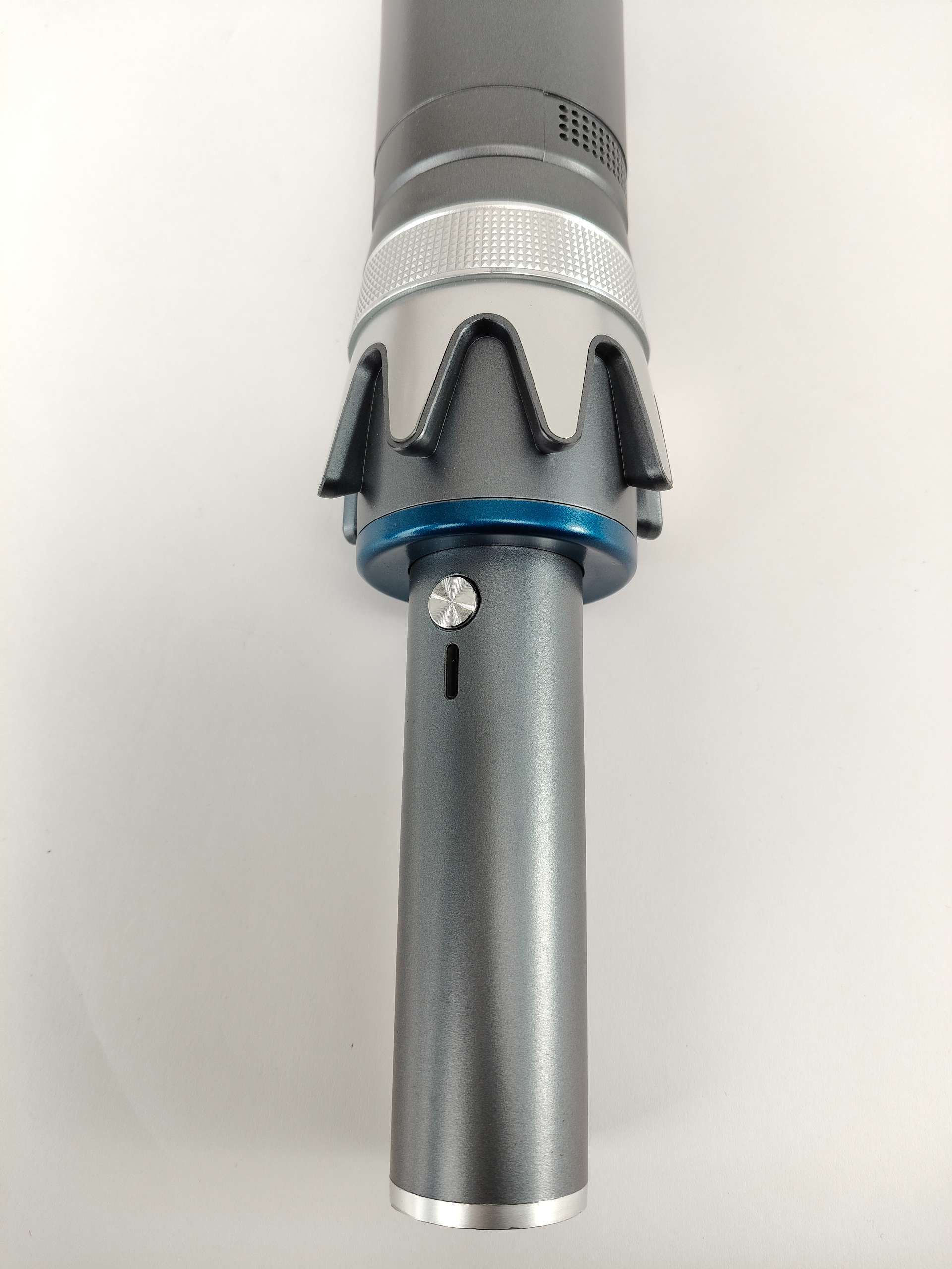 Odkurzacz ręczny e.ziclean Blaster F130 srebrny/szary,  72 decybeli