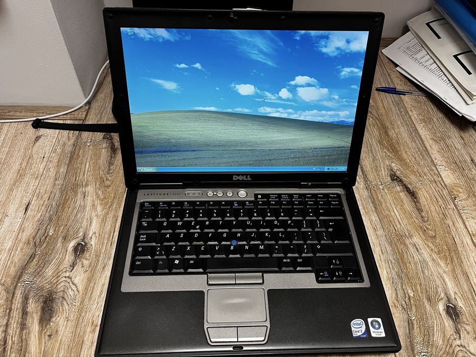 Komputer laptop Dell D630 rs232 port com1