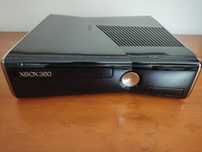 Xbox360 com acessórios e jogos