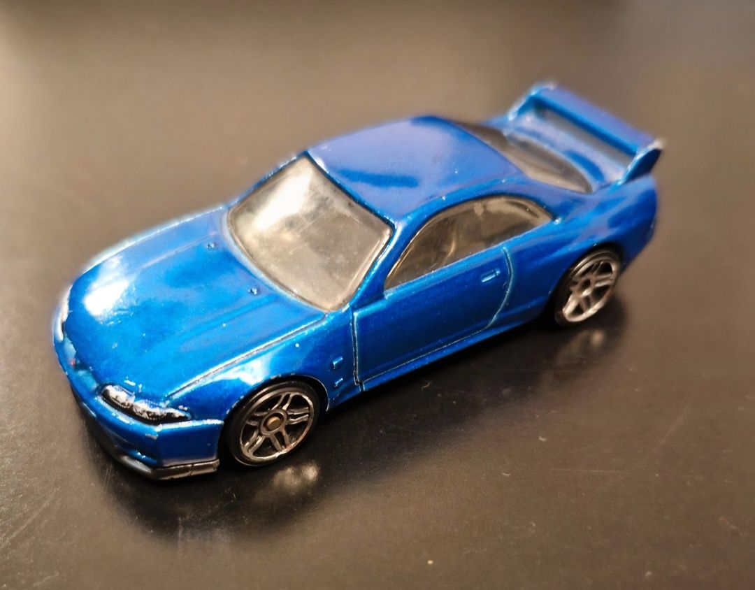 Hot wheels Nissan skyline gt-r r33