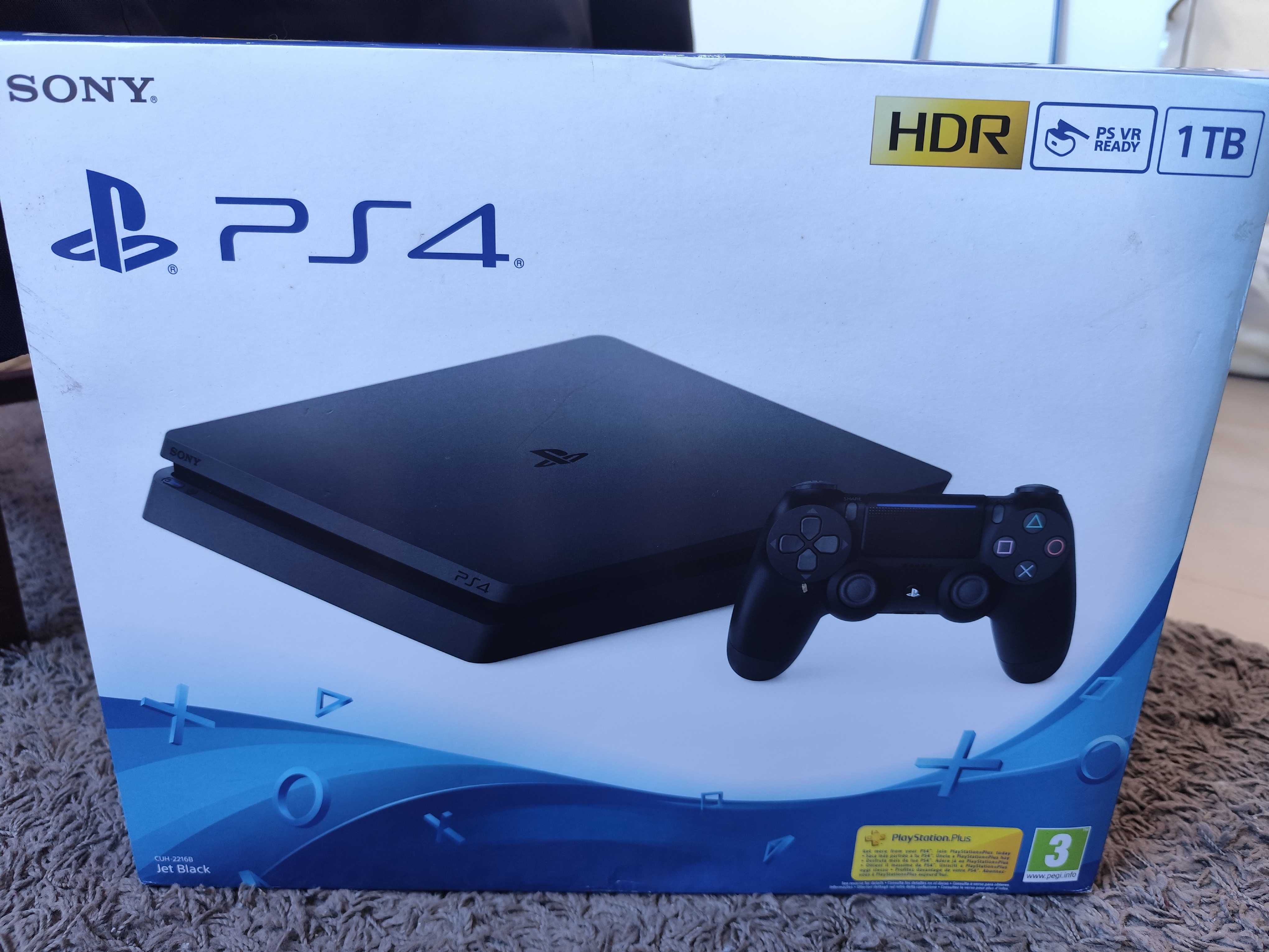 2 PlayStation 4 1TB + 500Gb com 2 comandos a 150€