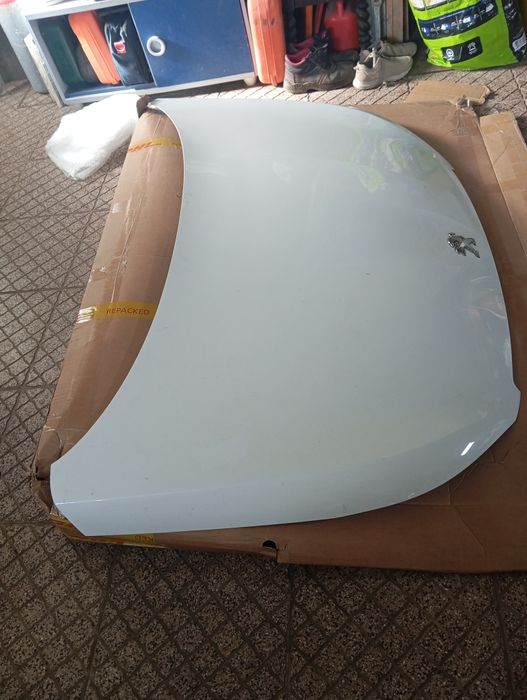 LER ANÚNCIO! Capô branco Peugeot