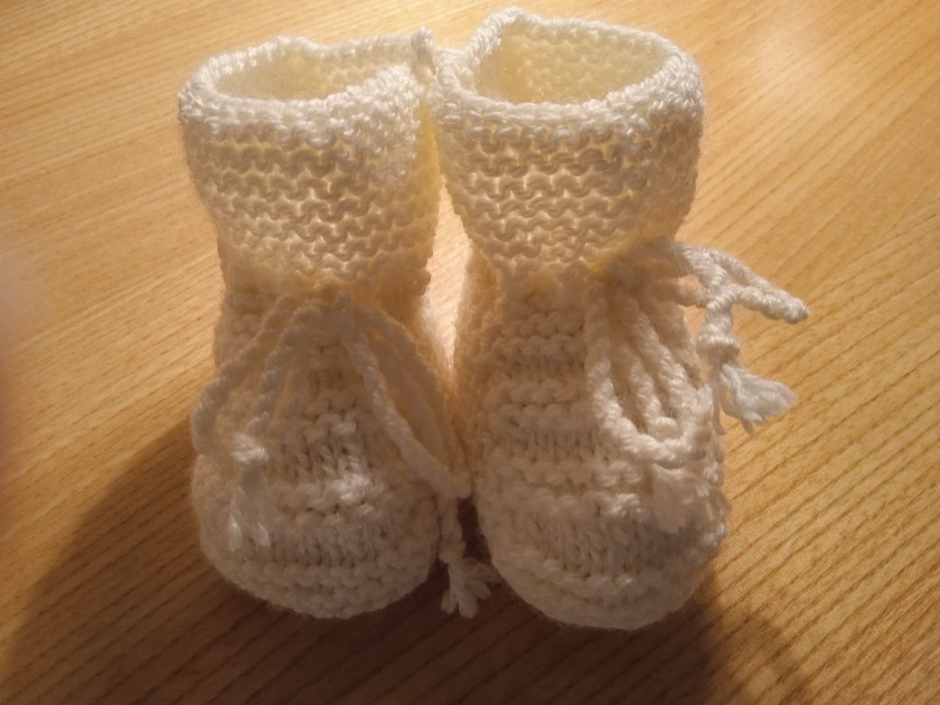 Sapatinhos de bebe/ carapins bebé