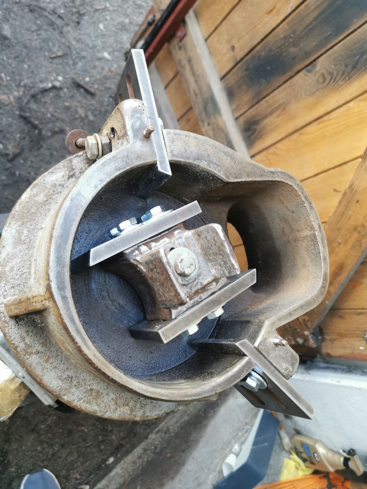 Młyn,młynek ,kruszarka,rębak Rapid 2 z silnikiem 2,2 kw