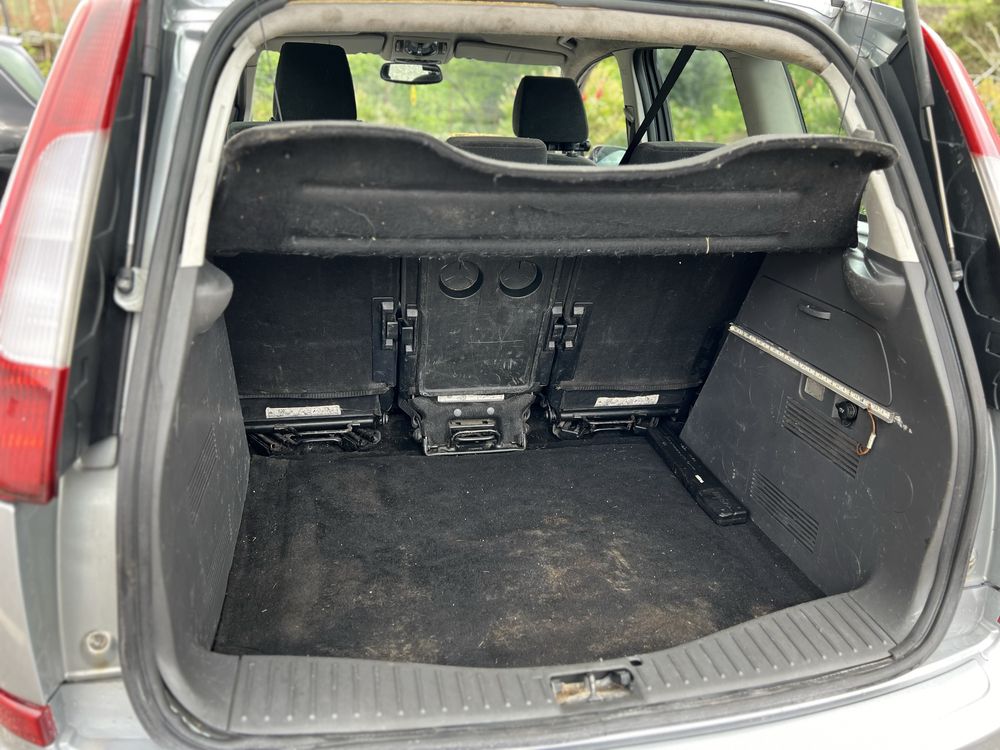 Ford C-Max 1.6 TDCI 110cv (Gasóleo) Ghia 2004 (5 Lugares)