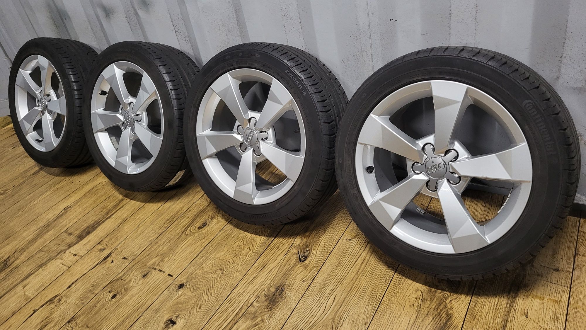 Felgi Audi 16" 5x100 z oponami 215/45 R16 A1 S1 A3 8L TT Vw Polo Fabia