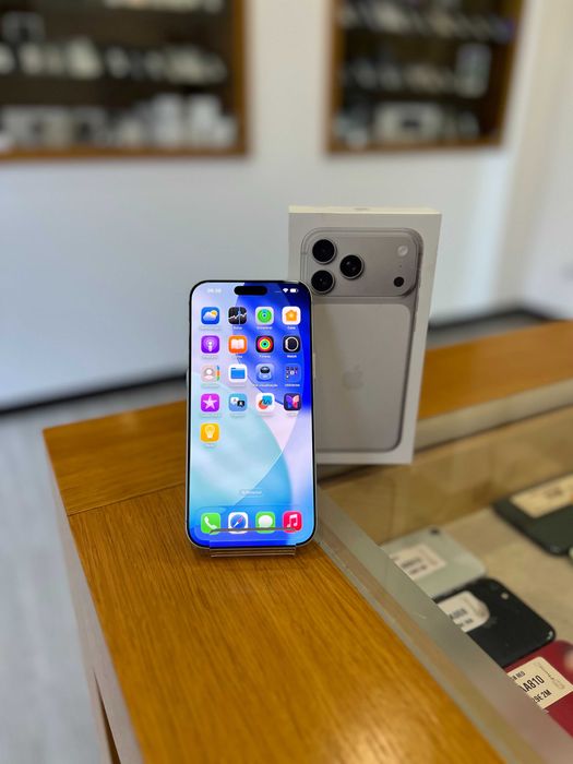 iPhone 17 Pro Max 256GB Silver