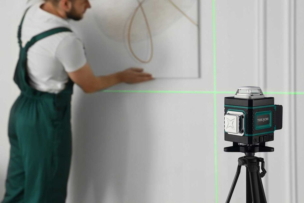 Zestaw poziomica LASEROWA 16 linii LASER KRZYŻOWY 15 elementów walizka