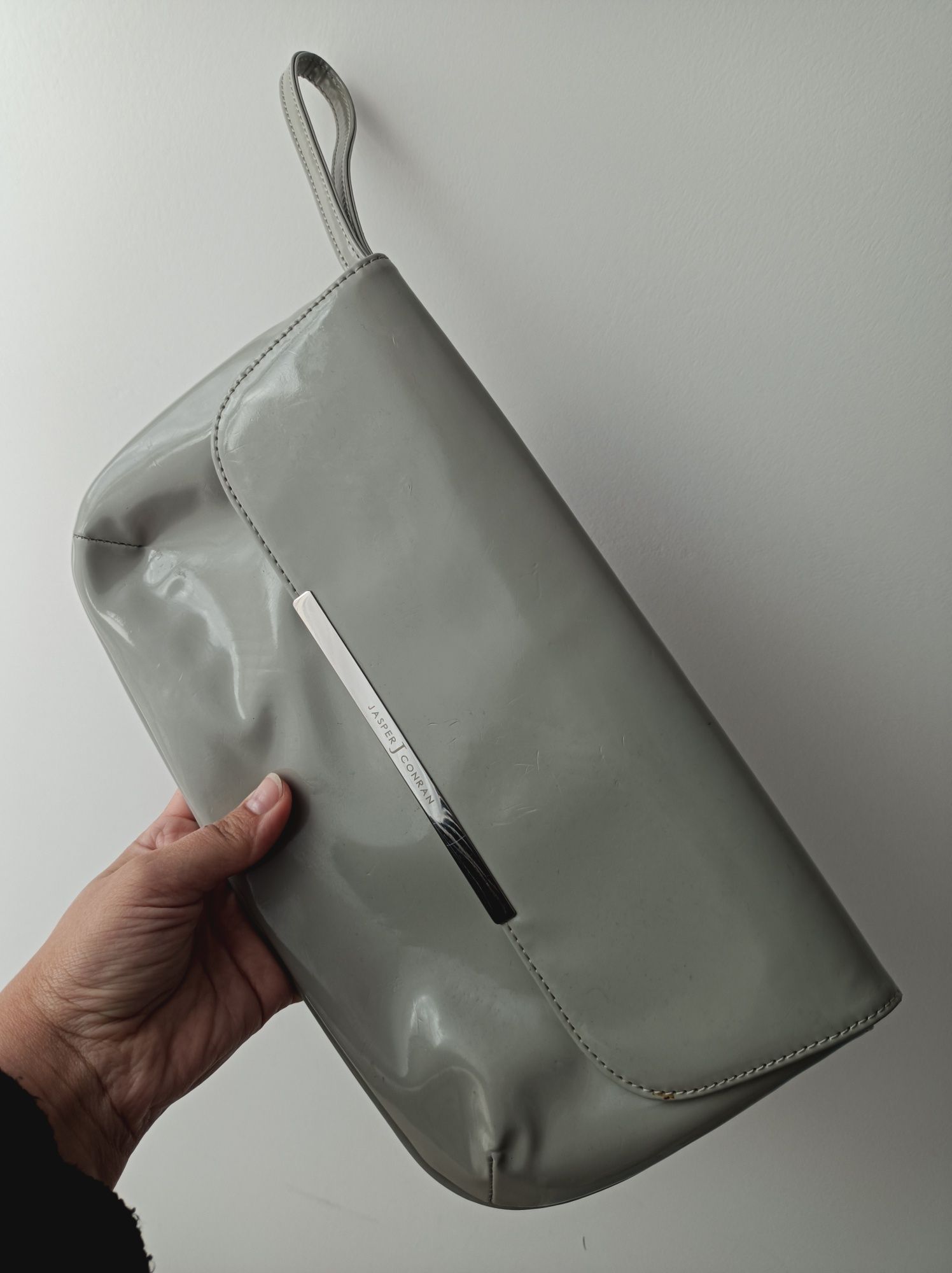 Elegancka kopertówka marki Jasper Conran – dokładniej z linii J by Jas