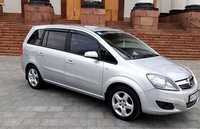 Opel Zafira 2009 року