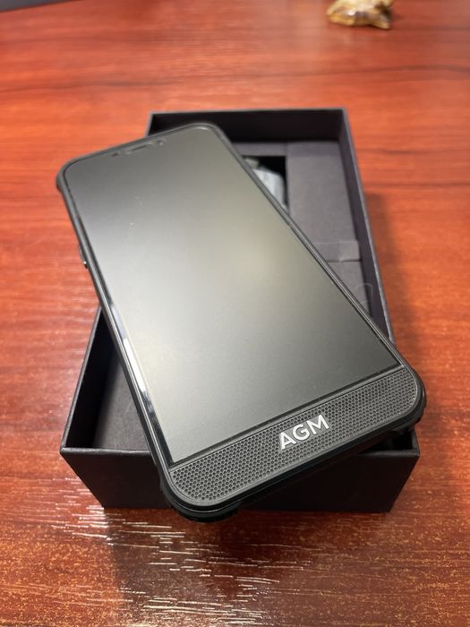 Захищений AGM A10 4/64 NFC на гарантії