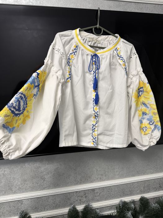 Вишиванка жіноча (дмтяча) жовто блакитна