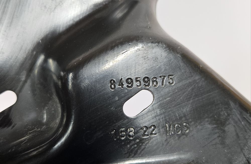 Chevrolet corvette c8 6.2 podstawa akumulatora półka mocowanie