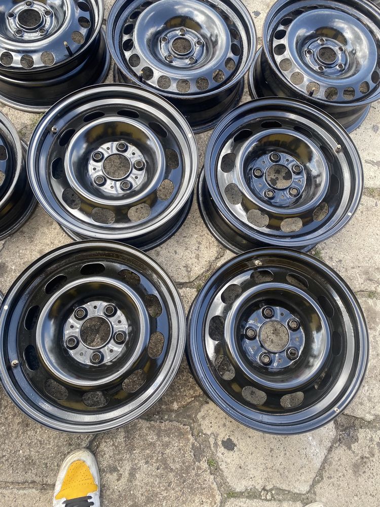 Stalowe felgi 5x120 BMW 1