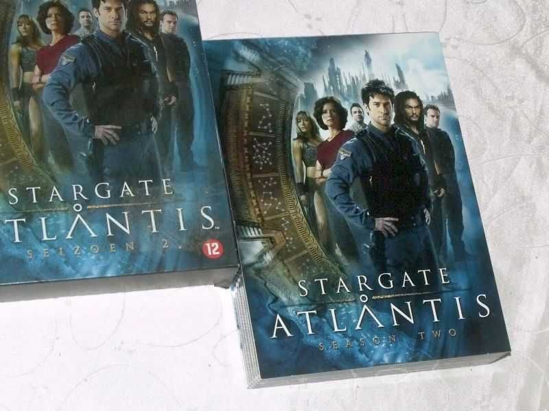 Stargate Atlantis _ sezon 2  / 20 odcinków /język angielski