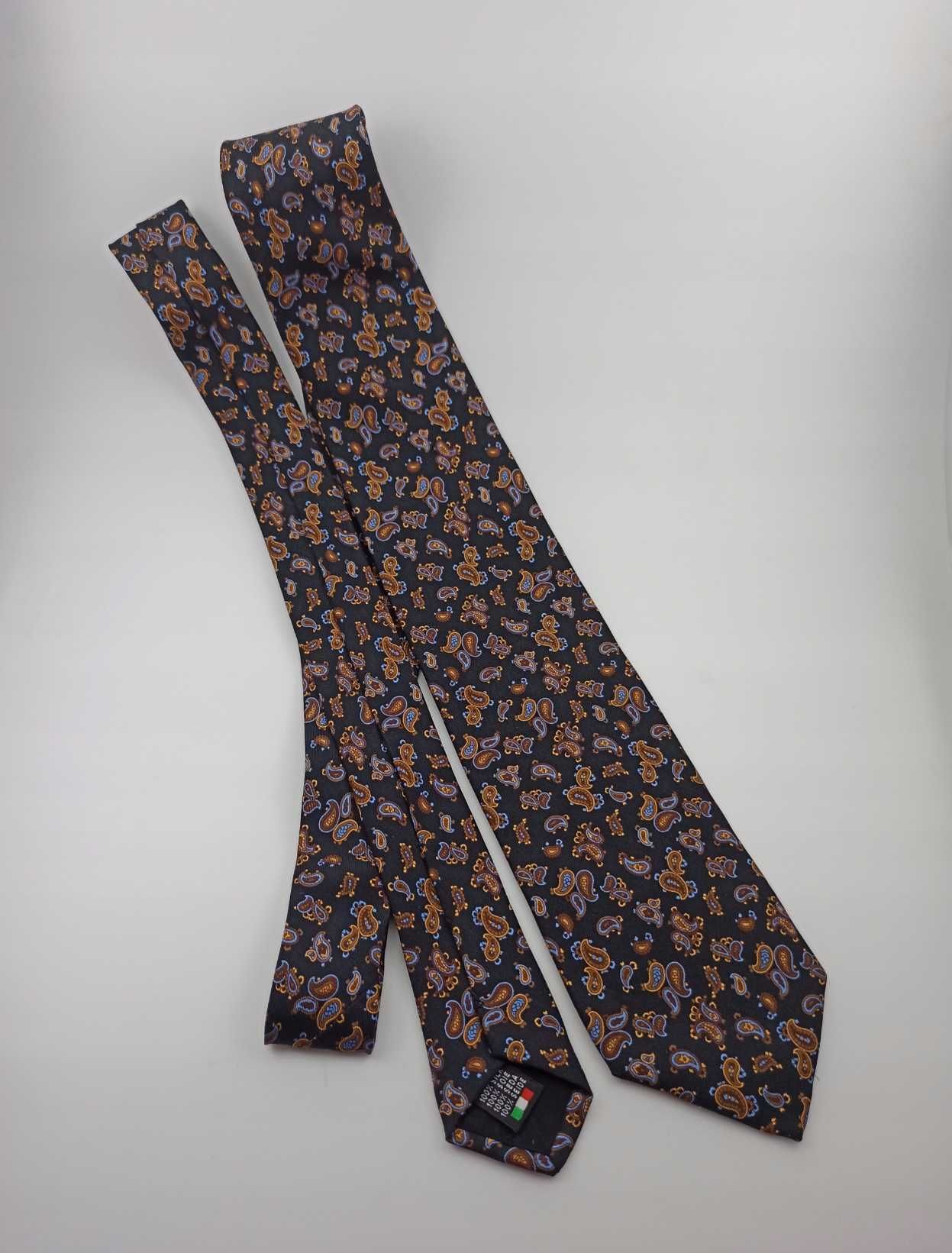 Włoski granatowy jedwabny krawat paisley