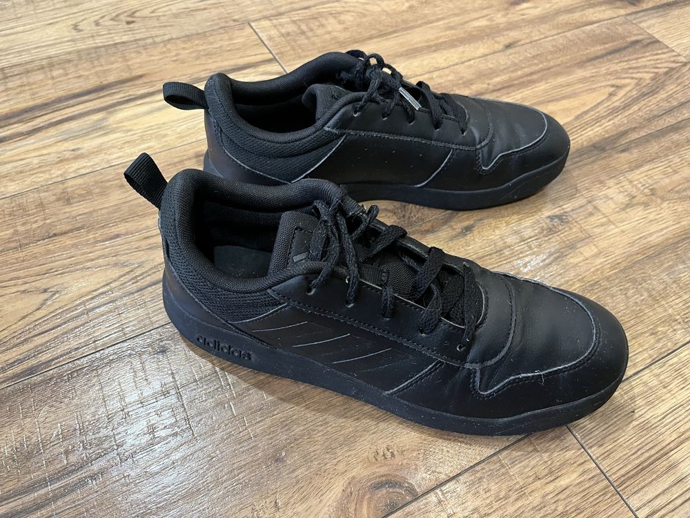 Adidasy czarne 39 1/3