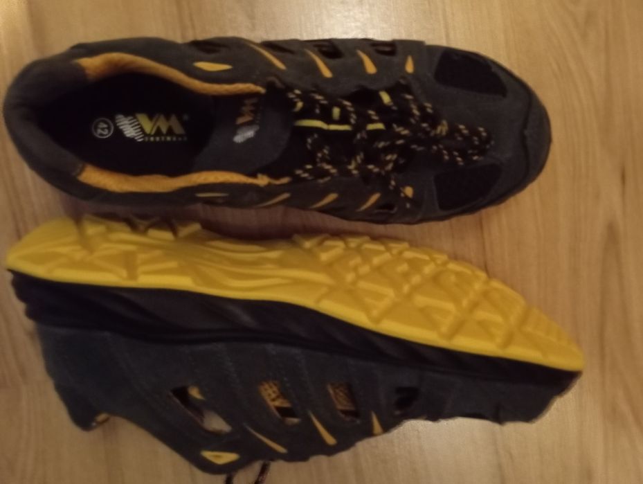 Sandały robocze z podnoskiem