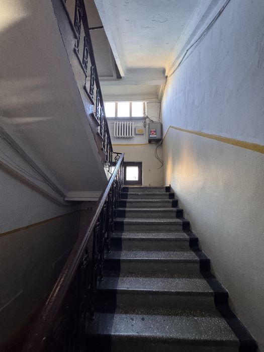 Центр, Семинарская, Двухкомнатная квартира, сталинка, есть видео